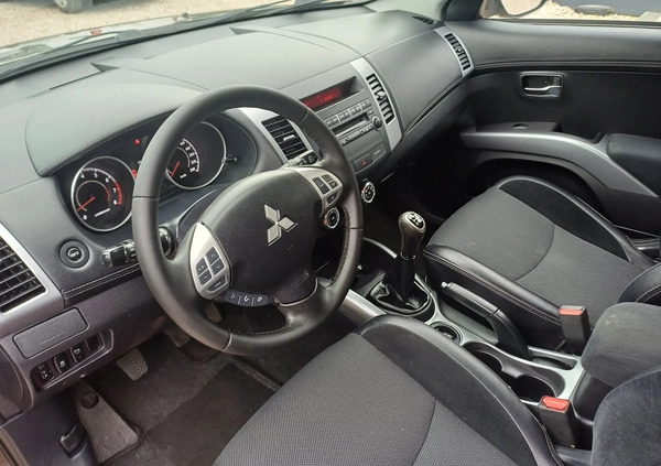 Mitsubishi Outlander cena 34500 przebieg: 211000, rok produkcji 2011 z Modliborzyce małe 106